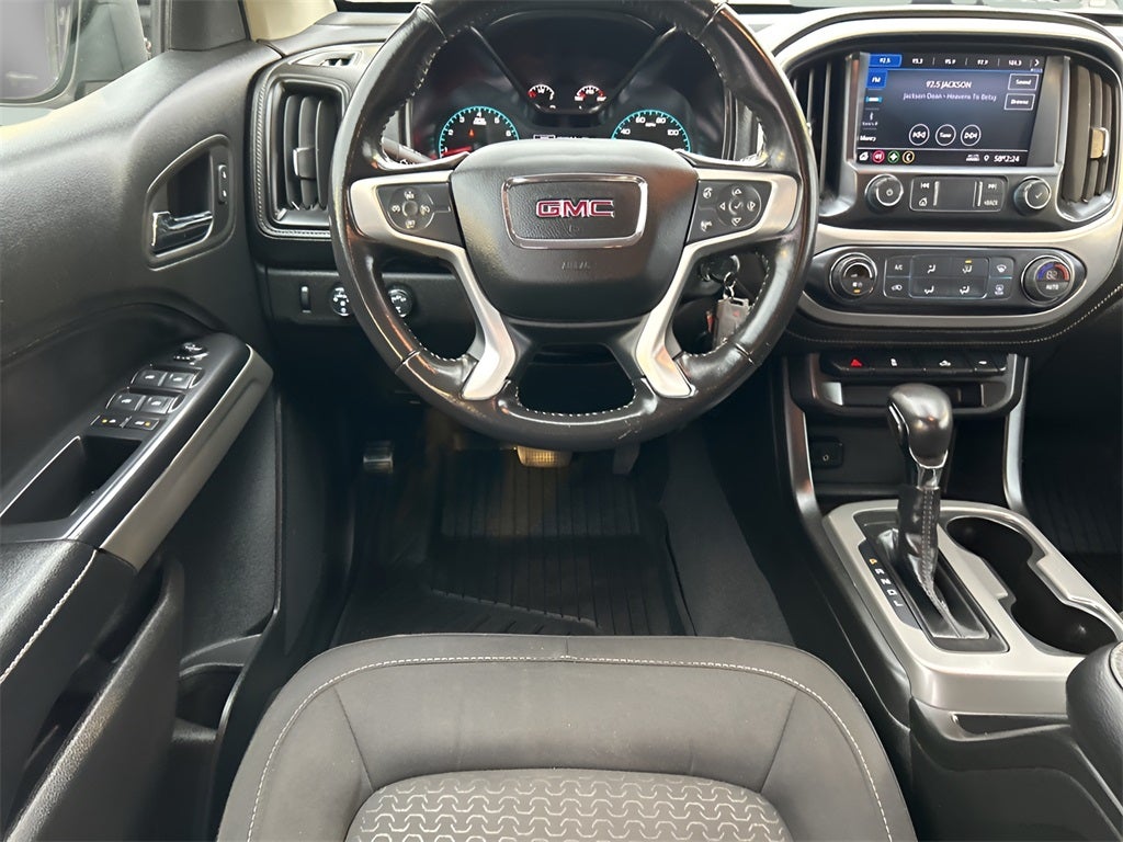 2022 GMC Canyon Elevation CARBRAVO!