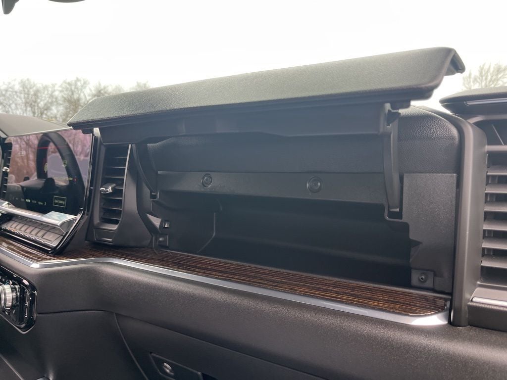 2024 GMC Sierra 1500 Elevation SUNROOF