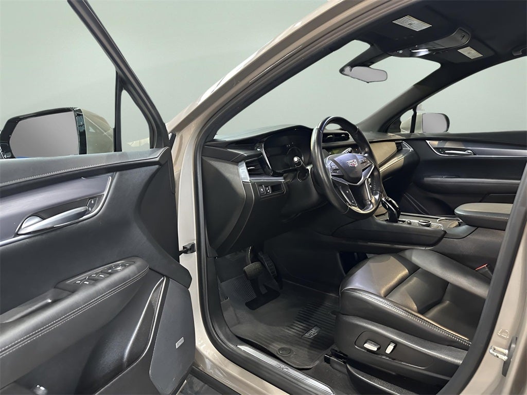 2022 Cadillac XT5 Luxury