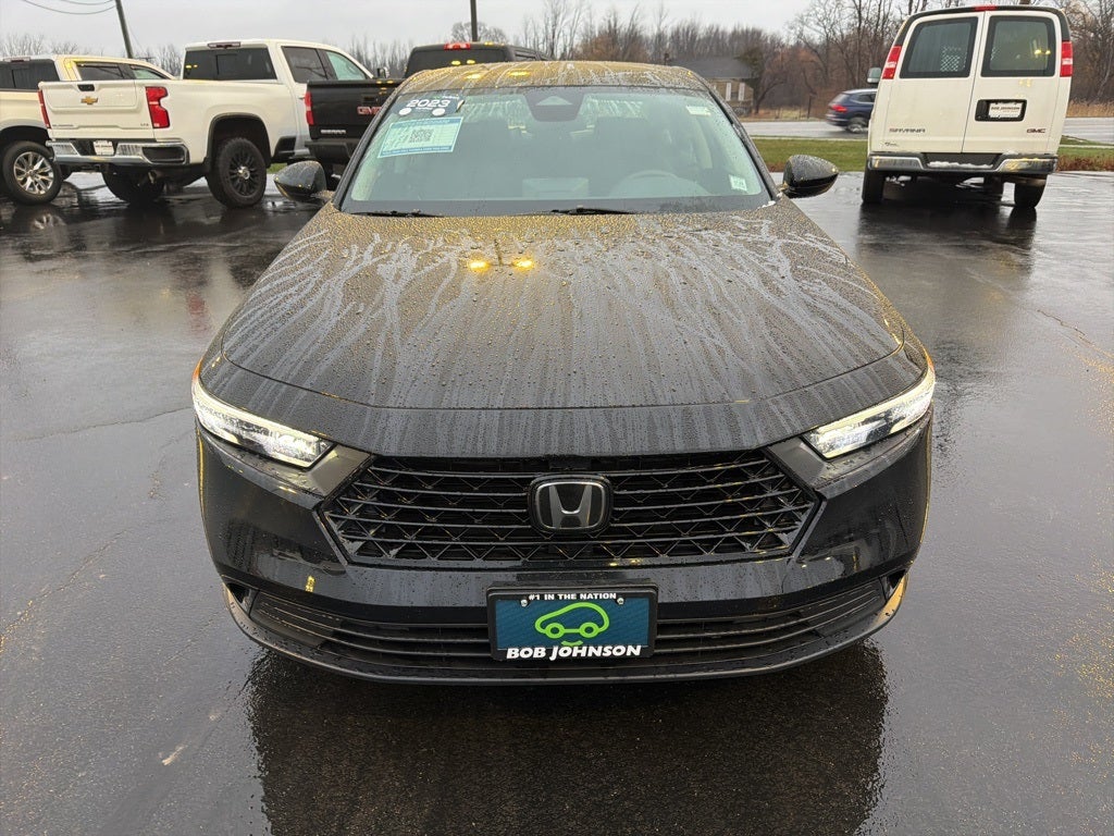 2023 Honda Accord EX CARBRAVO