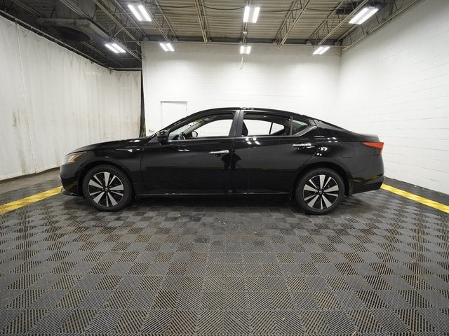 2022 Nissan Altima 2.5 SV AWD *CarBravo Certified*