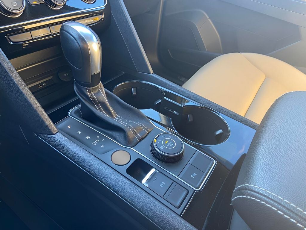 2021 Volkswagen Atlas Cross Sport 3.6L V6 SEL R-Line