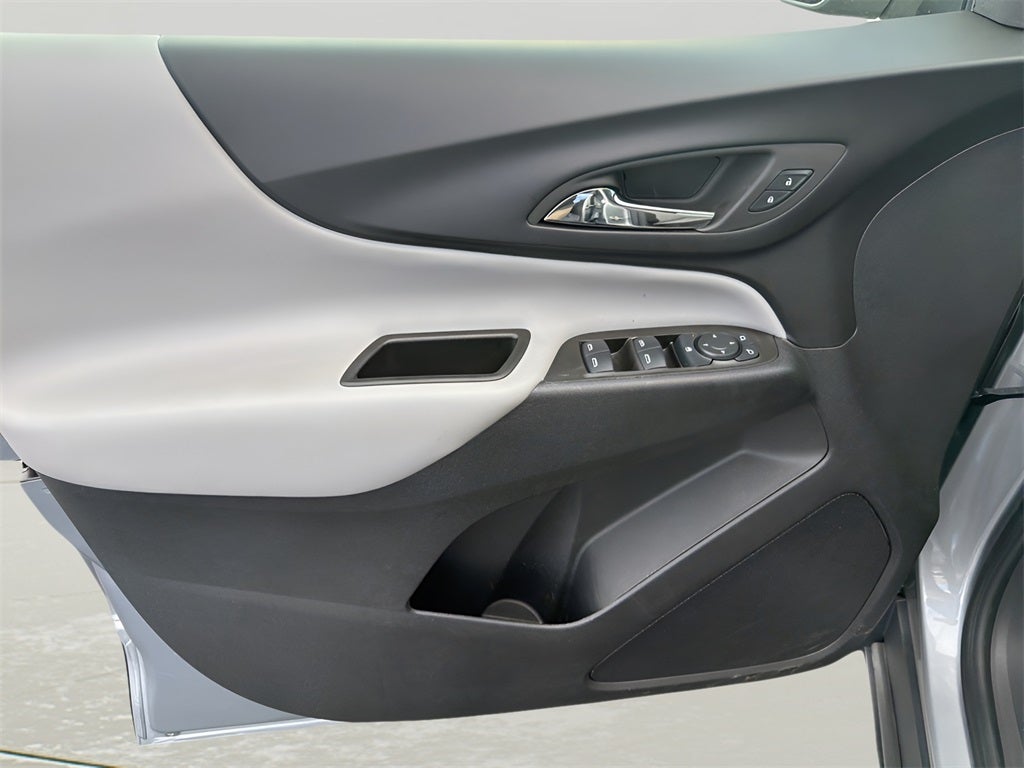 2024 Chevrolet Equinox LS CARBRAVO!