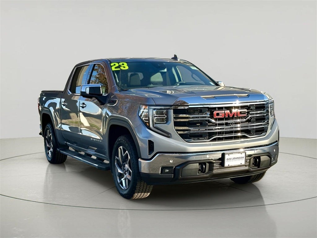 2023 GMC Sierra 1500 SLT Premium Plus Package