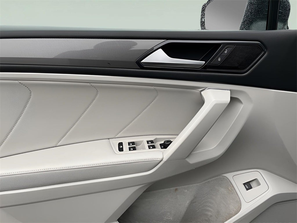 2022 Volkswagen Tiguan 2.0T SE Certified