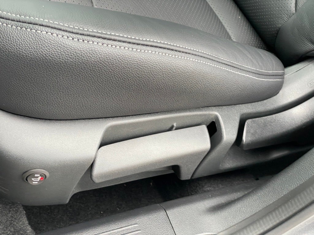 2024 Nissan Rogue S Certified - Heated and Leather Seats *$500 CPO Reb