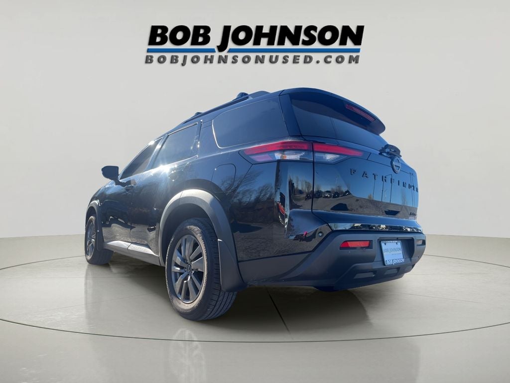 2024 Nissan Pathfinder SV BLACK APPERANCE PACKAGE