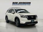 2024 Nissan Pathfinder Platinum CARBRAVO CERTIFIED