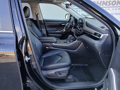 2023 Toyota Highlander XLE