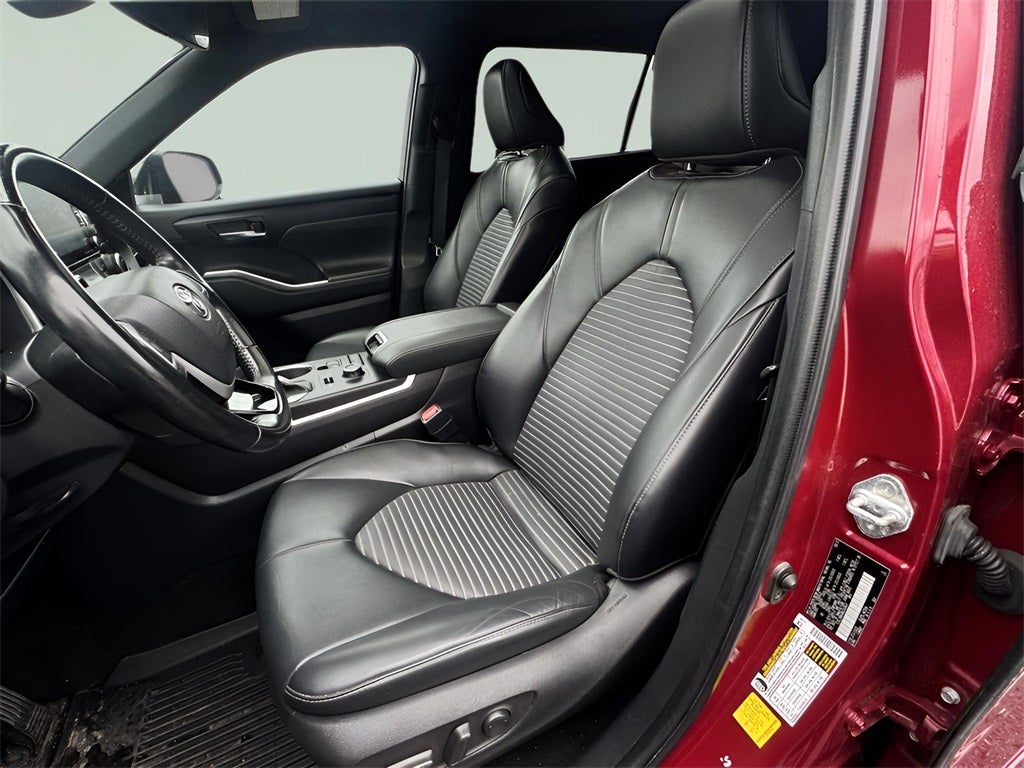 2022 Toyota Highlander XSE