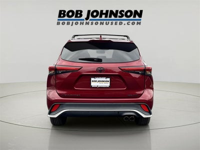 2022 Toyota Highlander XSE