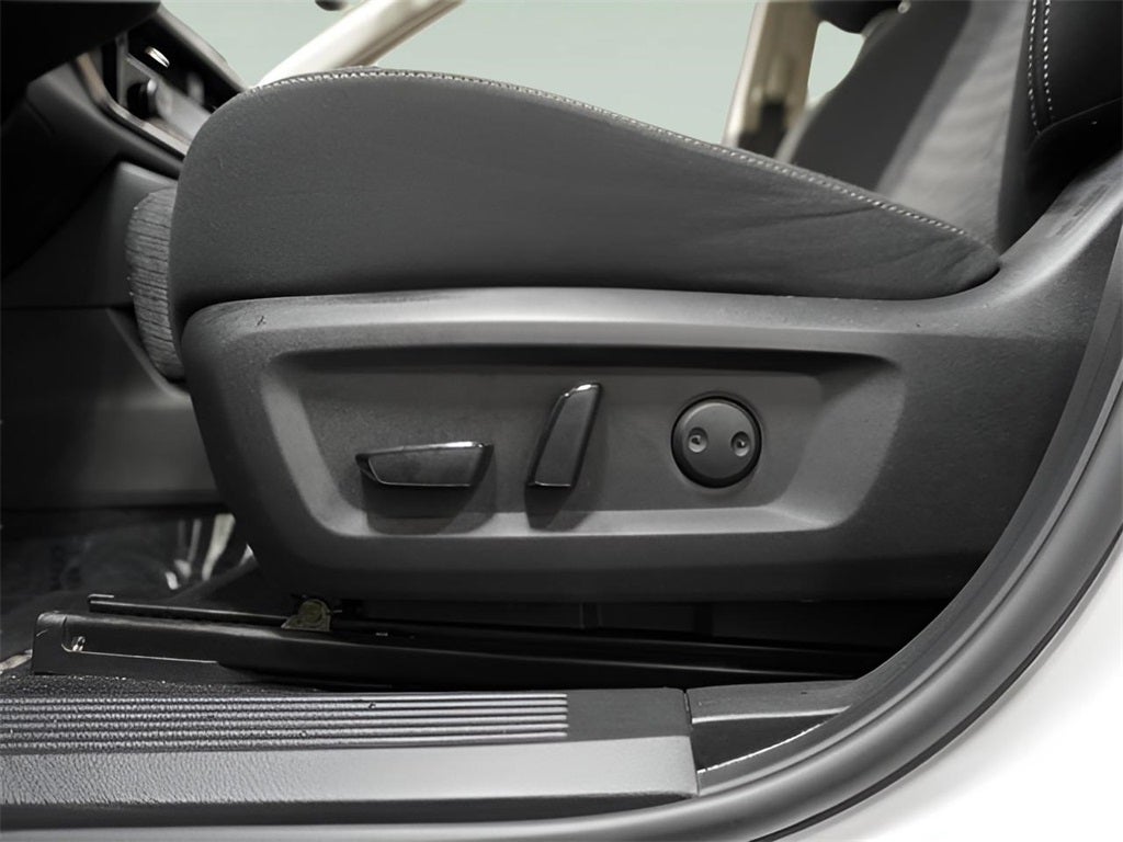 2021 Nissan Rogue SV *CarBravo Certified*