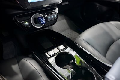 2020 Toyota Prius Prime XLE 55 MPG!!!