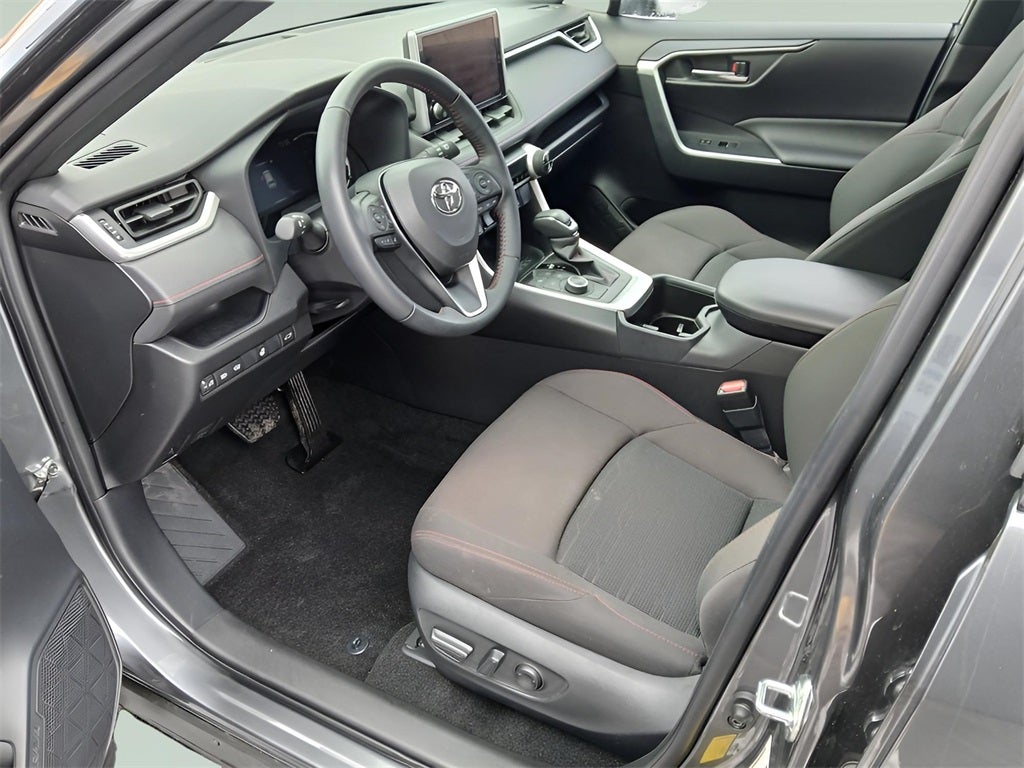 2024 Toyota RAV4 Prime SE