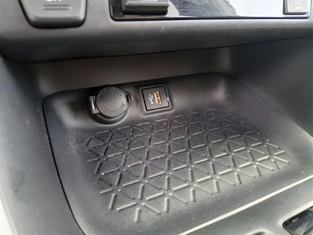 2024 Toyota RAV4 Prime SE