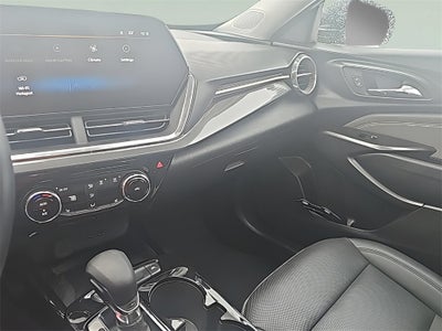 2024 Chevrolet Trax ACTIV Fully Loaded w/Sunroof!! Fresh Trade! CarBravo Cer