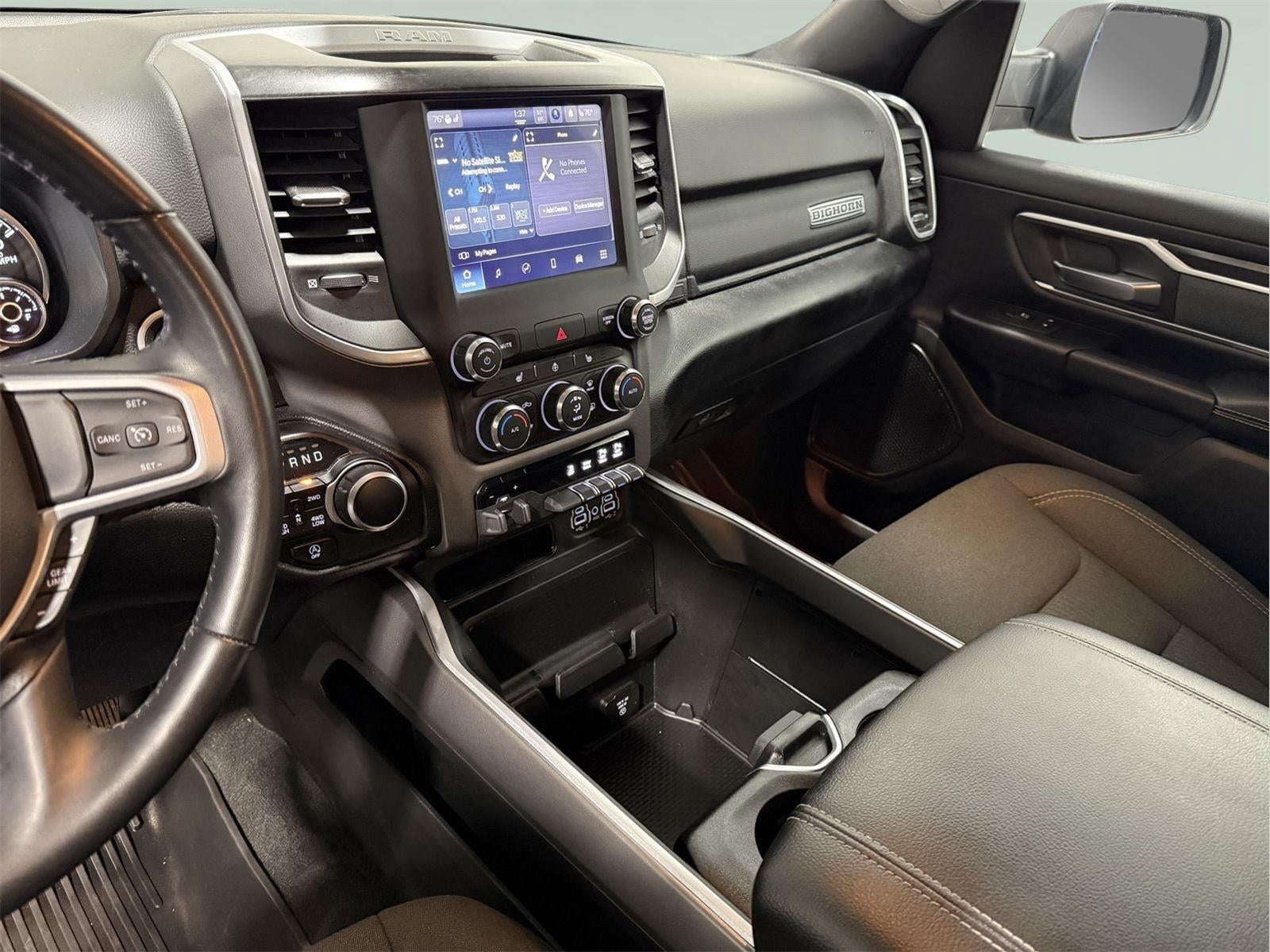 2022 RAM 1500 Big Horn Quad Cab 4x4 6'4' Box