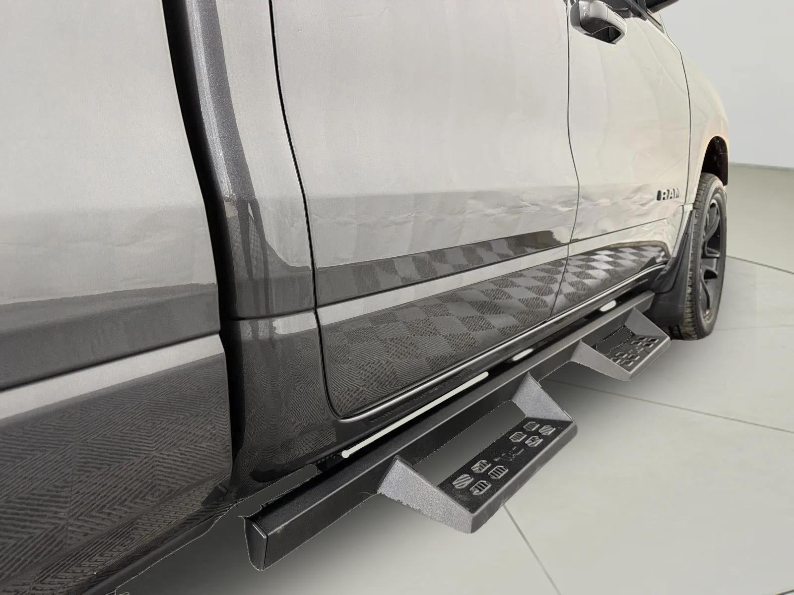 2022 RAM 1500 Big Horn Quad Cab 4x4 6'4' Box