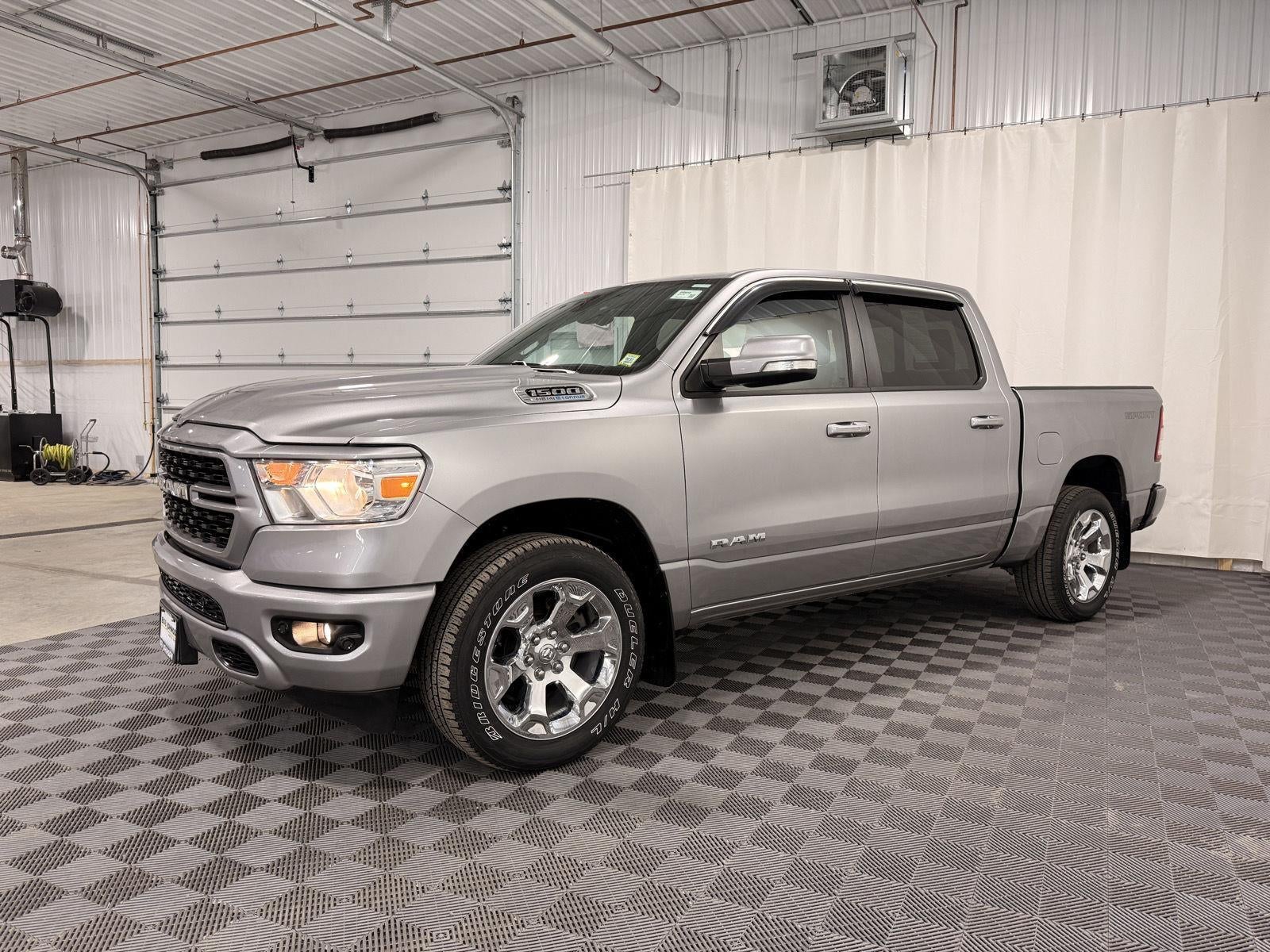 2022 RAM 1500 Big Horn Crew Cab 4x4 5'7' Box