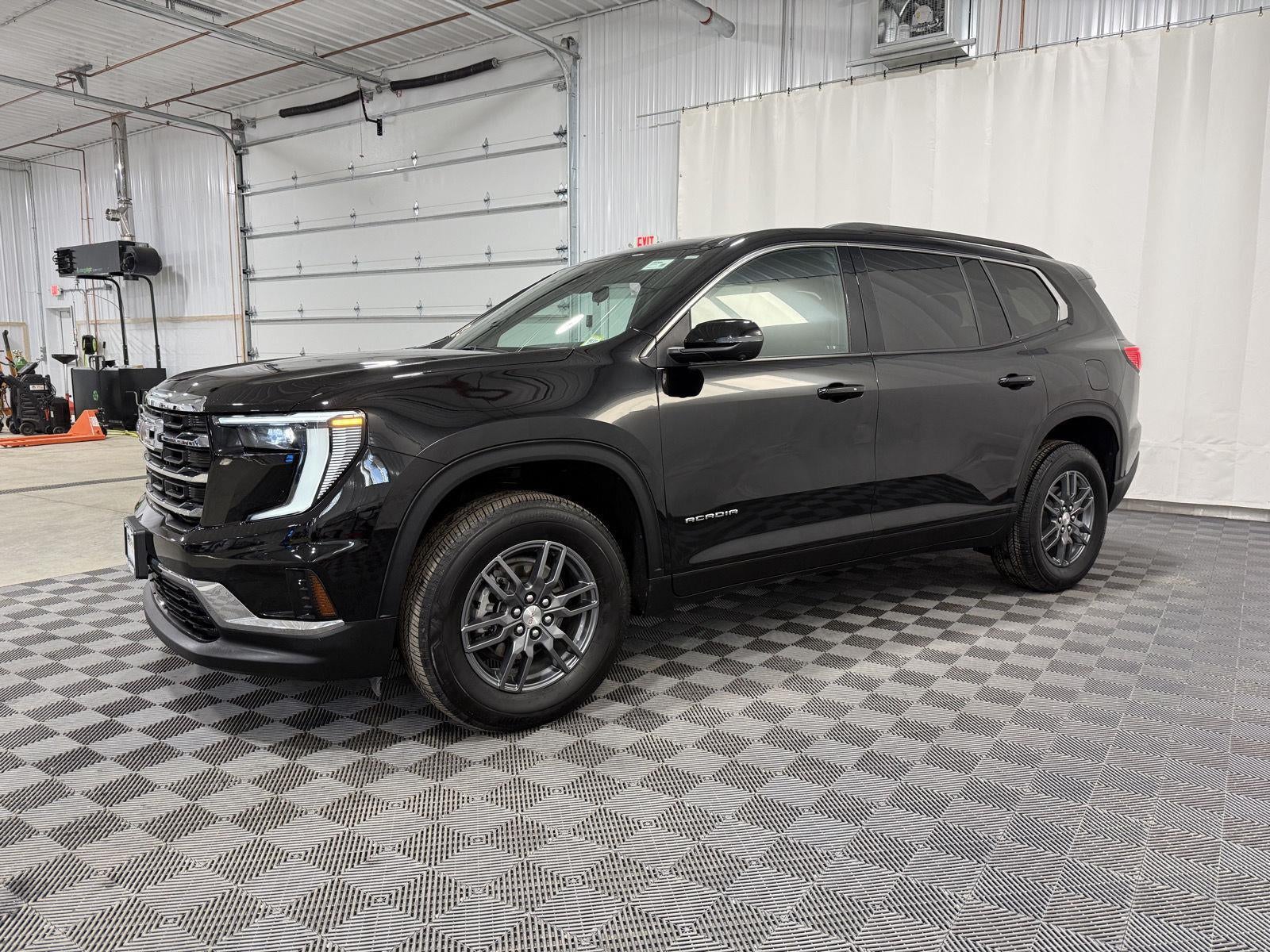 2025 GMC Acadia FWD Elevation