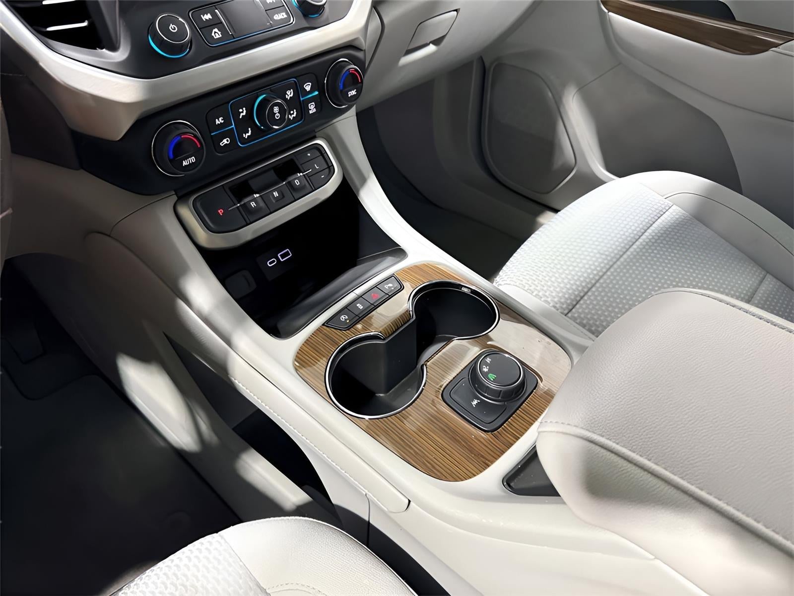 2023 GMC Acadia FWD SLE