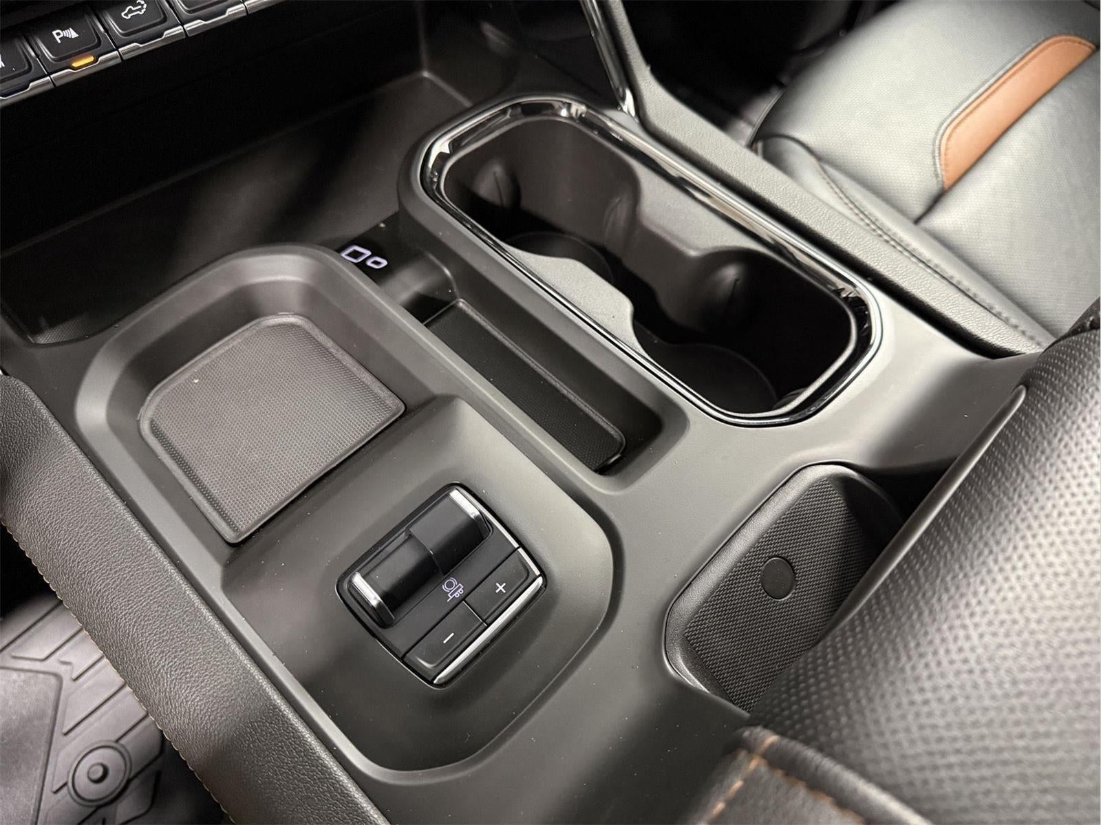 2024 GMC Sierra 3500HD 4WD Crew Cab Standard Bed AT4