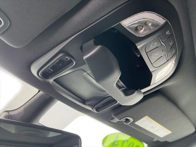 2024 Chrysler Pacifica Limited AWD