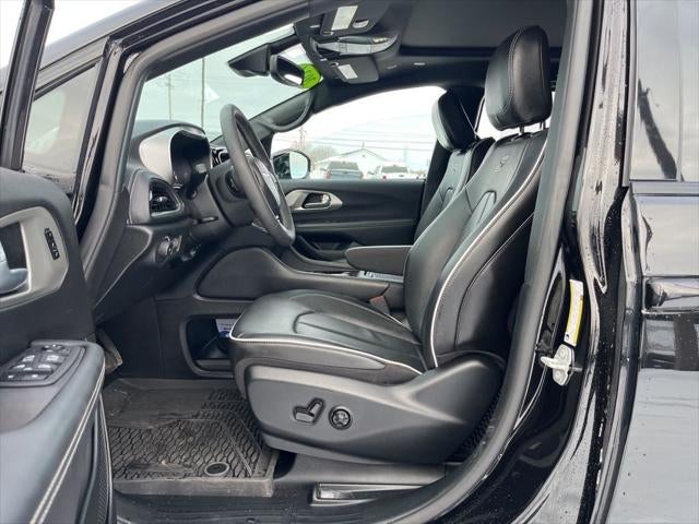 2024 Chrysler Pacifica Limited AWD