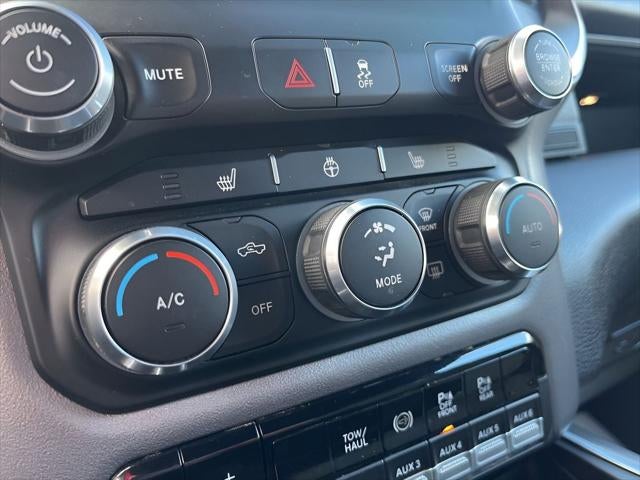 2021 RAM 2500 Big Horn Crew Cab 4x4 6'4' Box