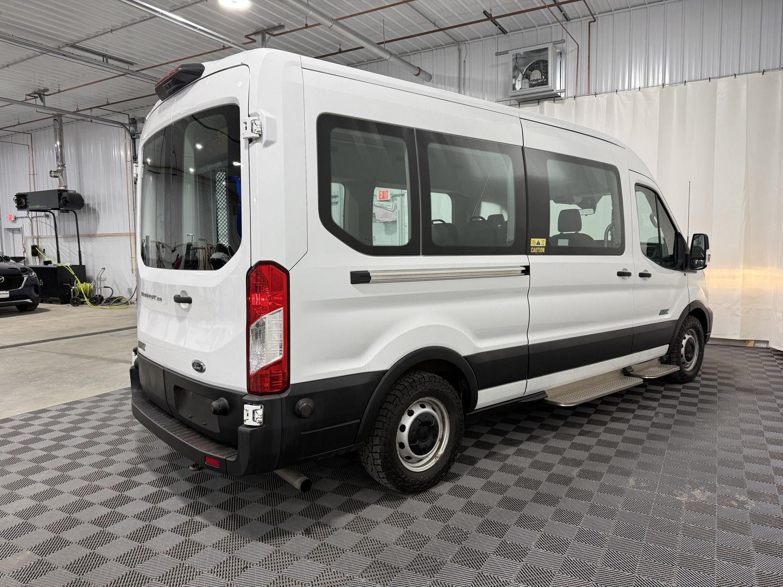 2020 Ford Transit Passenger Wagon XL