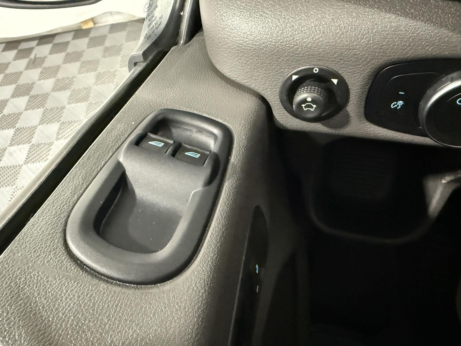 2020 Ford Transit Passenger Wagon XL