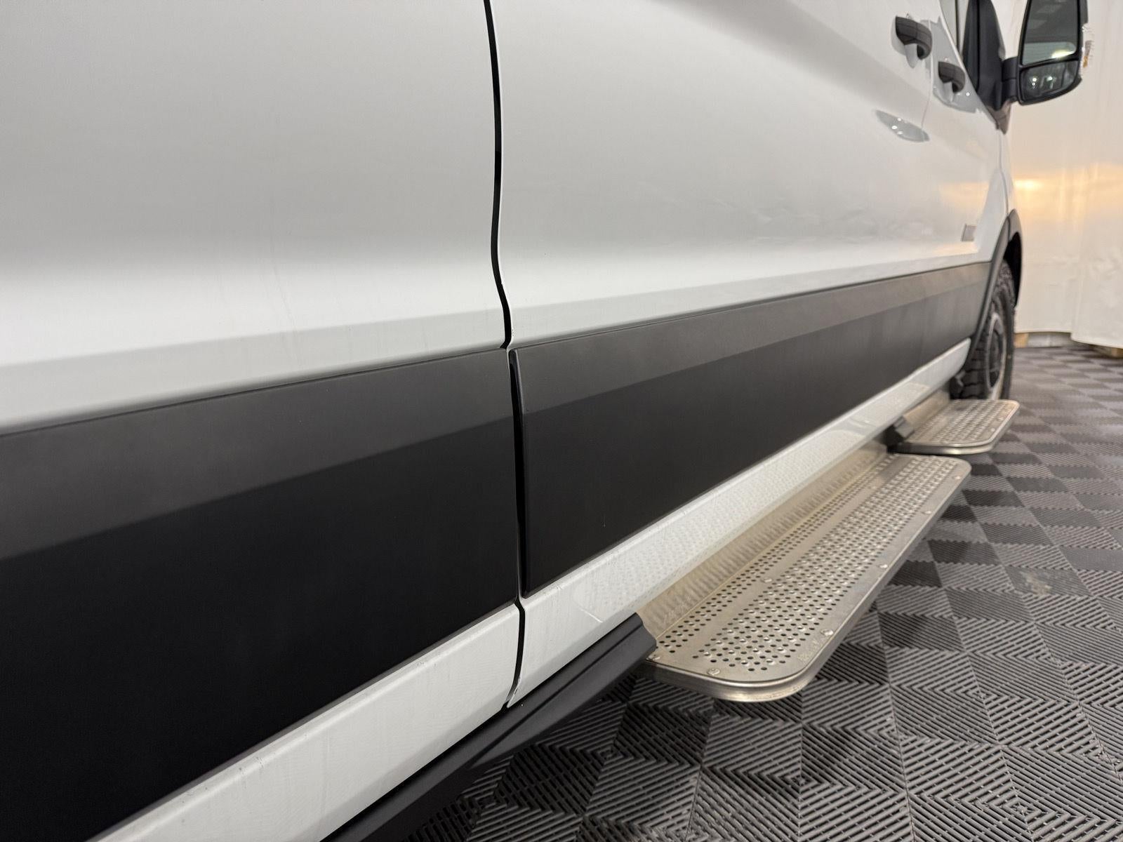 2020 Ford Transit Passenger Wagon XL