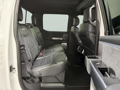 2025 Ford Super Duty F-250 Platinum