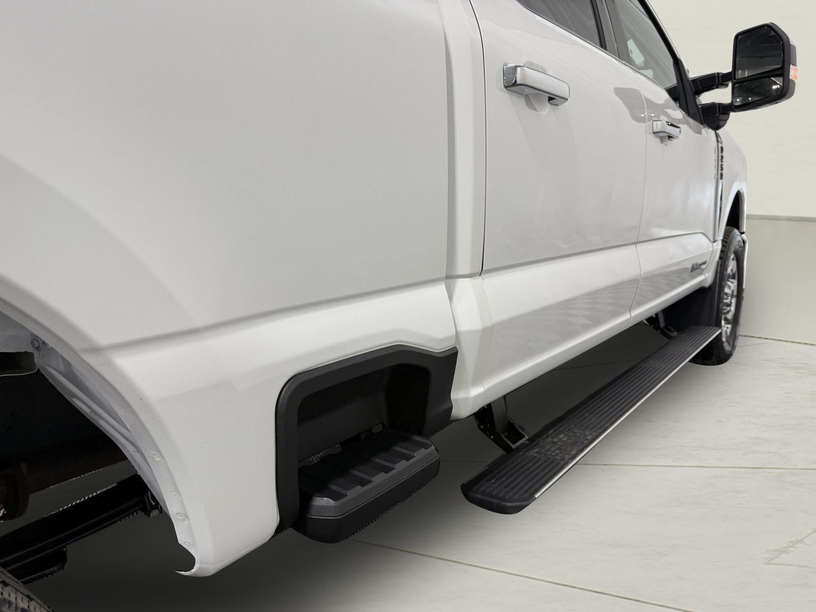 2023 Ford Super Duty F-250 SRW LARIAT