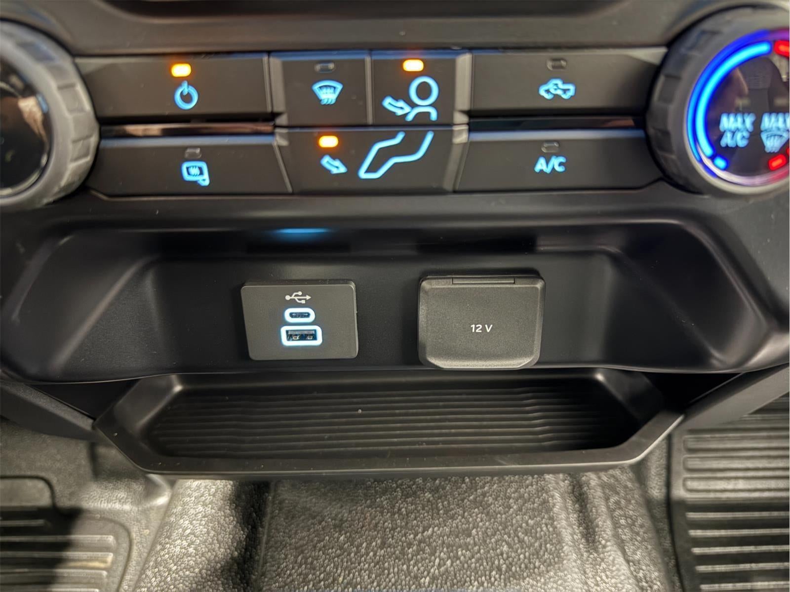 2025 Ford Super Duty F-350 Lariat