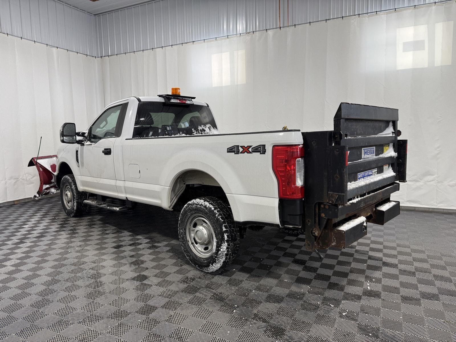 2017 Ford Super Duty F-250 SRW XL