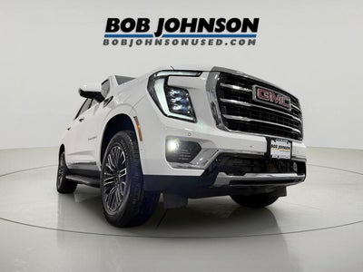 2025 GMC Yukon Elevation