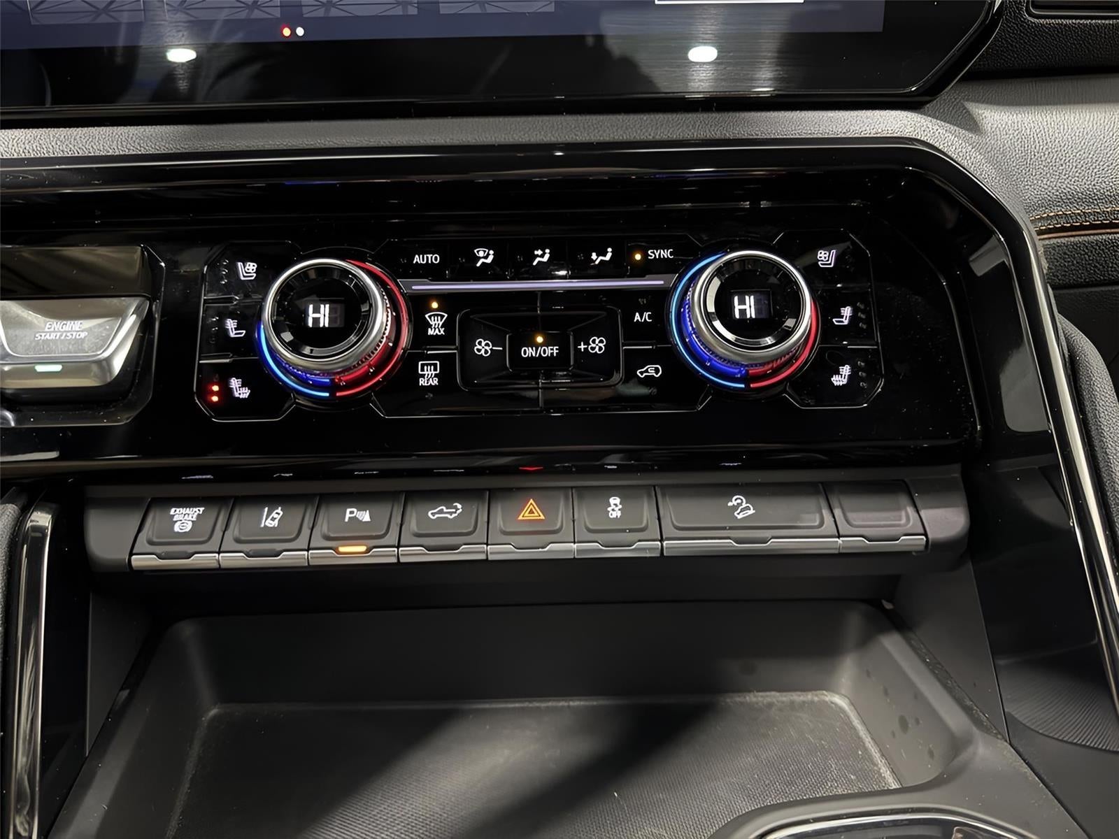 2025 GMC Sierra 2500HD AT4