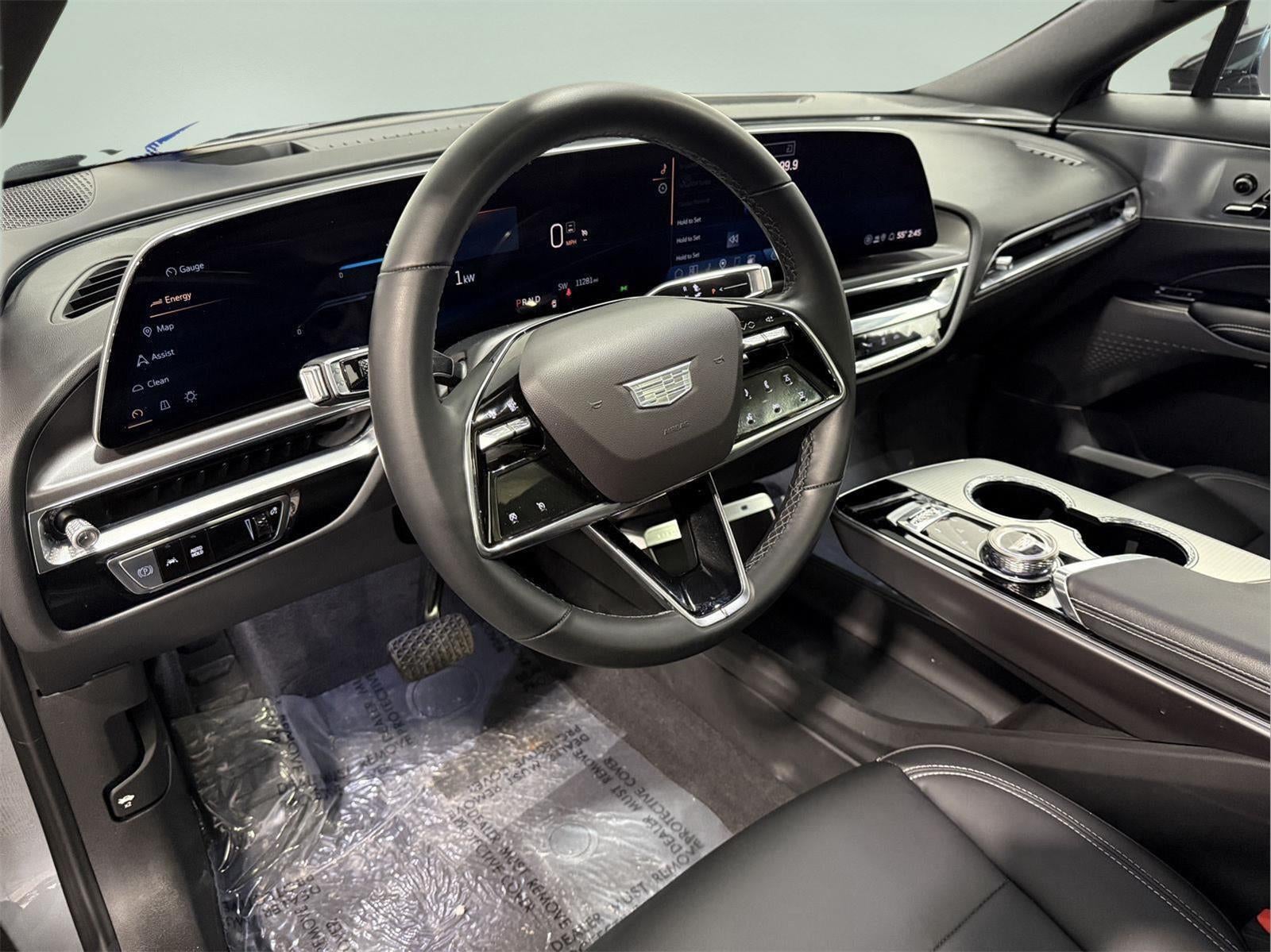 2024 Cadillac LYRIQ Tech