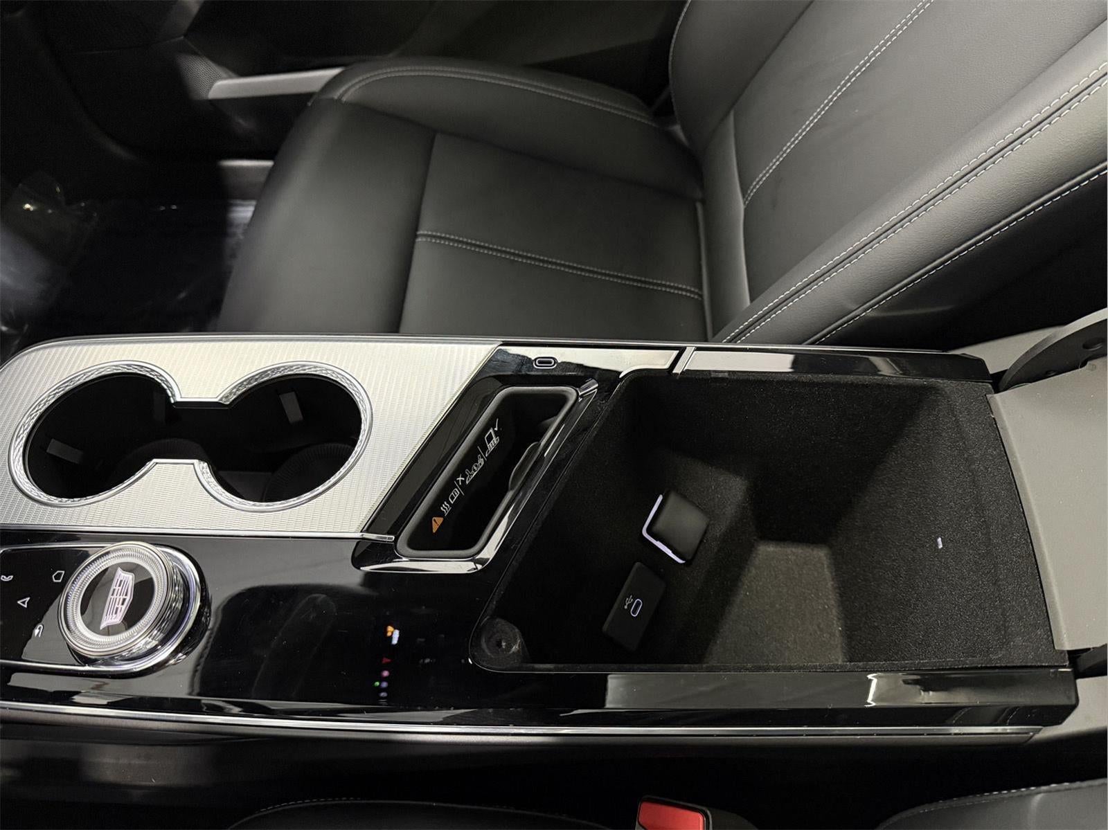 2024 Cadillac LYRIQ Tech