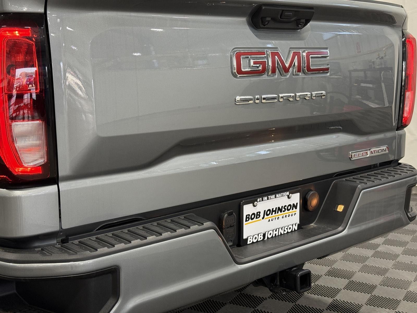 2025 GMC Sierra 1500 Elevation